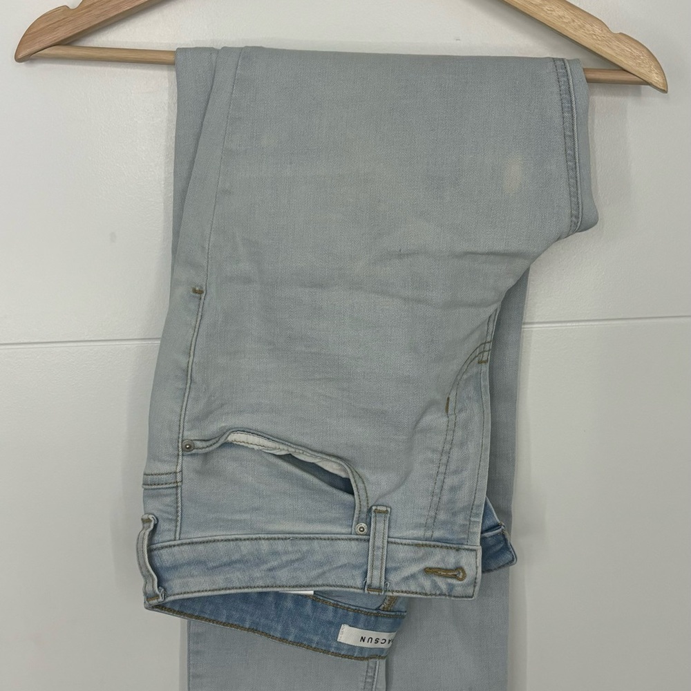 Light blue Jeans